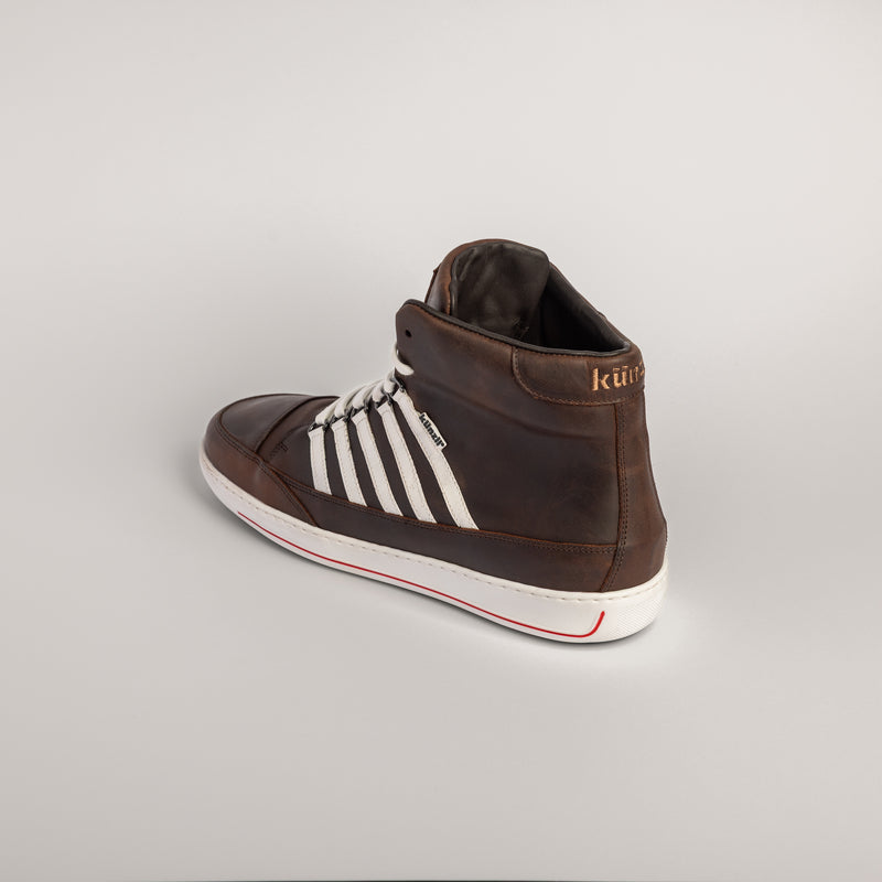 Chuck – braun